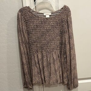URBAN Romantics Beige and Black Smocked Blouse